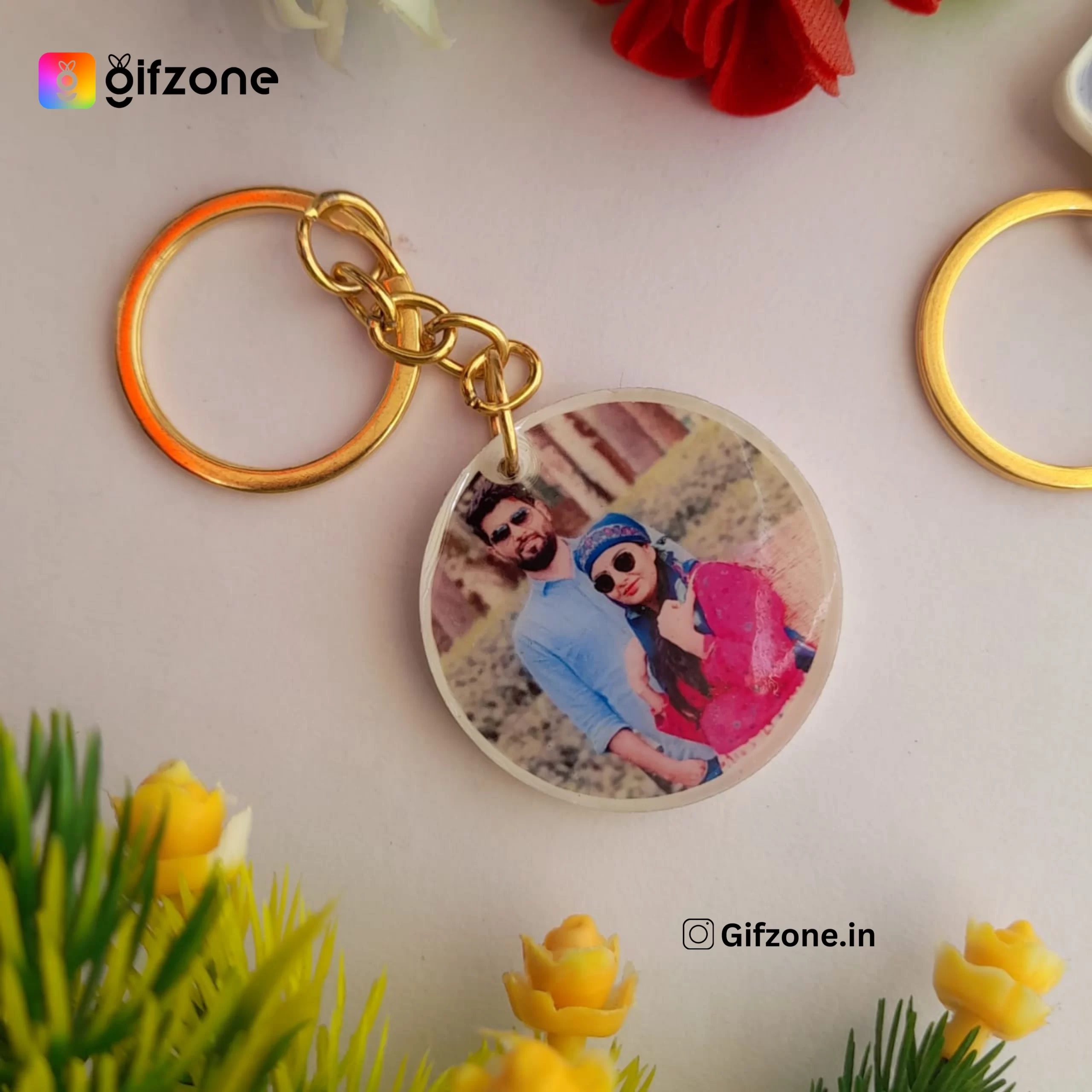 Resin Round Keychain With Photo